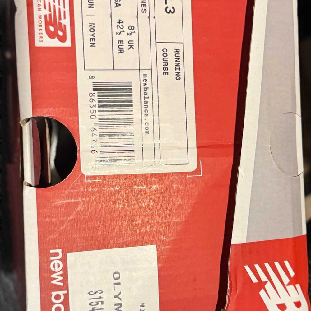 NB sneakers brand new size 9